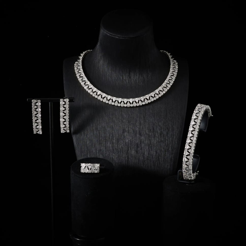 Luxury cubic zirconia 4-piece bridal set