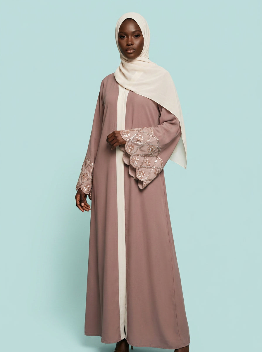 Hafsa Mauve Bloom Abaya on model