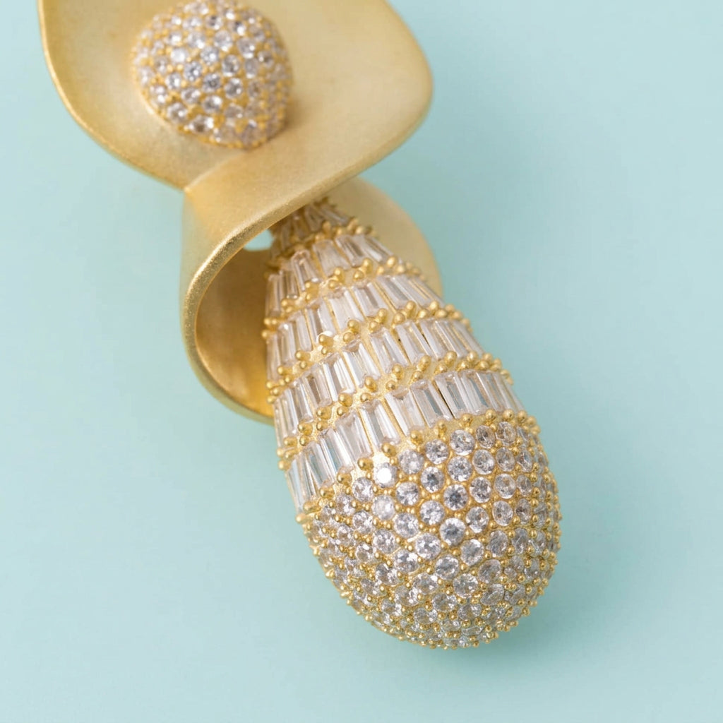 Sandblast dangle drop earring detail
